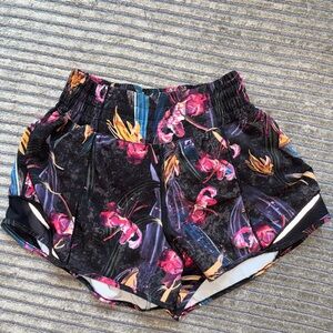 Lululemon Hotto Hot shorts